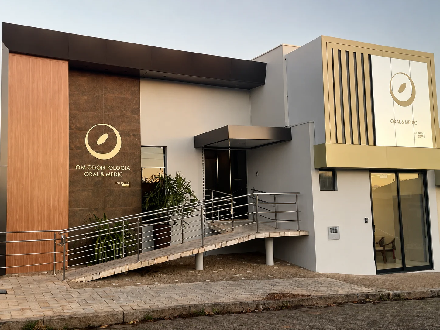 Oral & Medic Odontologia em Garça